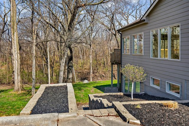 14881 Woodcrest Drive, Clive, IA 50325