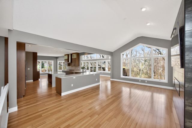 14881 Woodcrest Drive, Clive, IA 50325