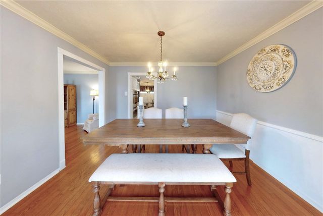 2106 S Memorial Court, Pasadena, TX 77502