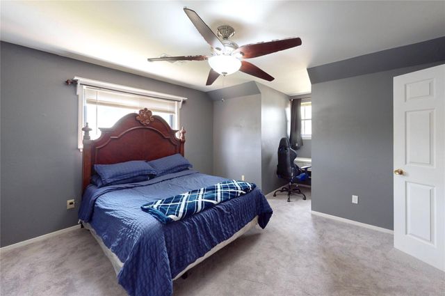 2106 S Memorial Court, Pasadena, TX 77502