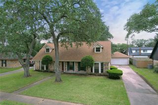 2106 S Memorial Court, Pasadena, TX 77502