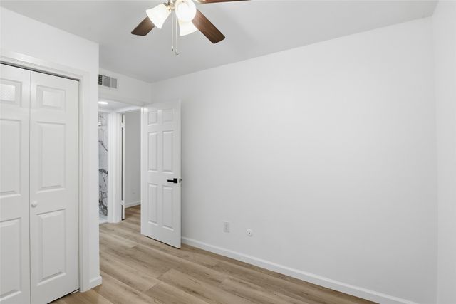 6646 E Lovers 1201, Dallas, TX 75214