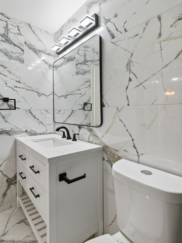 6646 E Lovers 1201, Dallas, TX 75214