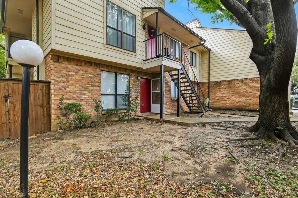 6646 E Lovers 1201, Dallas, TX 75214