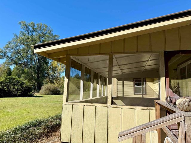 2651 Jay Road, Brewton, AL 36426