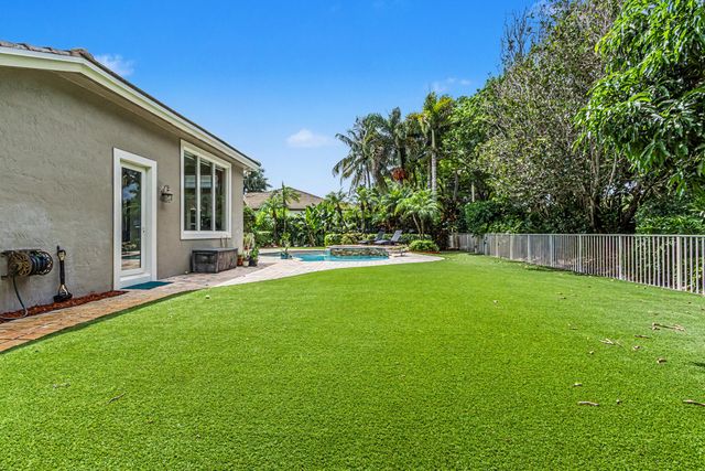 6493 NW 105th Terrace, Parkland, FL 33076