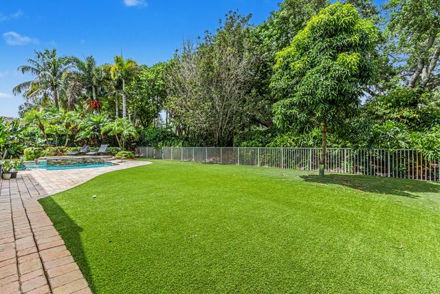 6493 NW 105th Terrace, Parkland, FL 33076