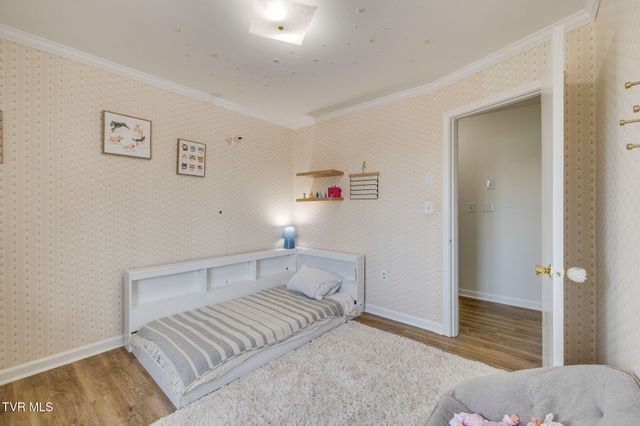 3937 Ridgeline Drive, Kingsport, TN 37664