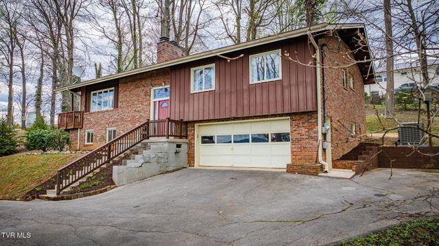 3937 Ridgeline Drive, Kingsport, TN 37664