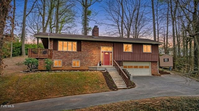 3937 Ridgeline Drive, Kingsport, TN 37664