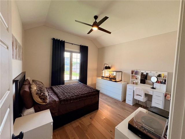 4805 NE 88th Street, Kansas City, MO 64156