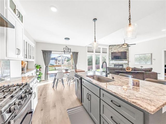 4805 NE 88th Street, Kansas City, MO 64156
