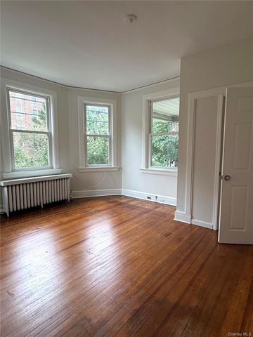 1 Trinity Place, New Rochelle, NY 10805