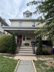 1 Trinity Place, New Rochelle, NY 10805