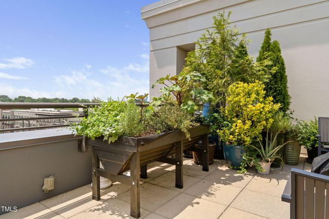 140 W Franklin Street Unit 224, Chapel Hill, NC 27516