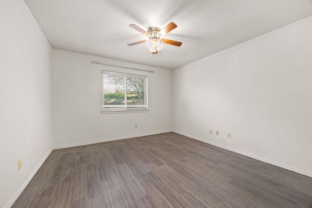 8235 Summer Side DR, Austin, TX 78759