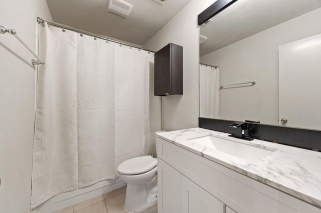 8235 Summer Side DR, Austin, TX 78759