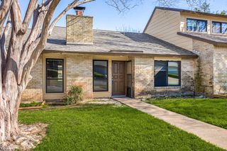 8235 Summer Side DR, Austin, TX 78759