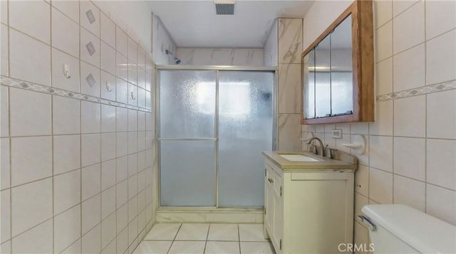 7221 Otis, Bell, CA 90201