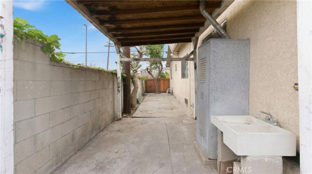 7221 Otis, Bell, CA 90201