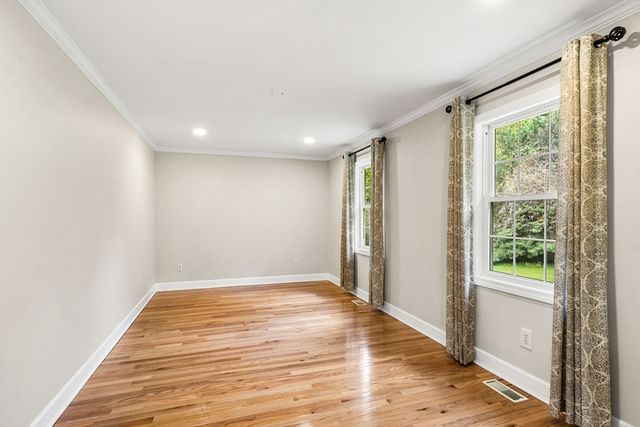 5 Marsden Ct, Seekonk, MA 02771