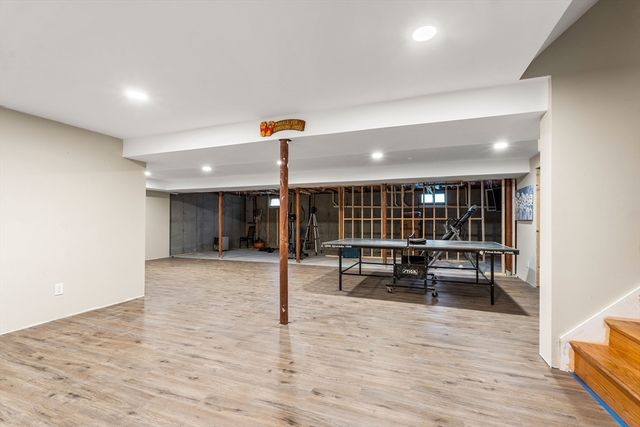 5 Marsden Ct, Seekonk, MA 02771