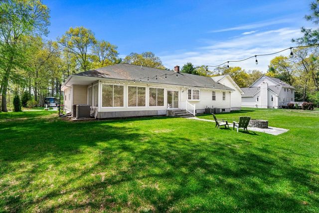 5 Marsden Ct, Seekonk, MA 02771
