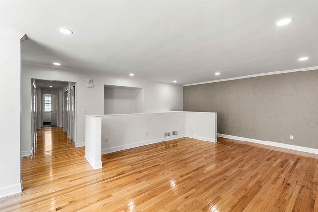 5 Marsden Ct, Seekonk, MA 02771