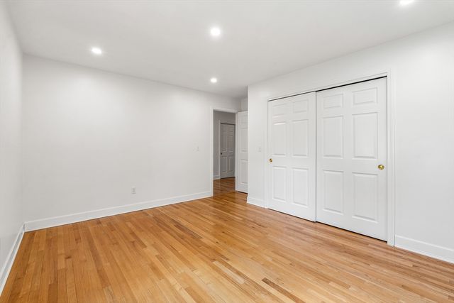 5 Marsden Ct, Seekonk, MA 02771