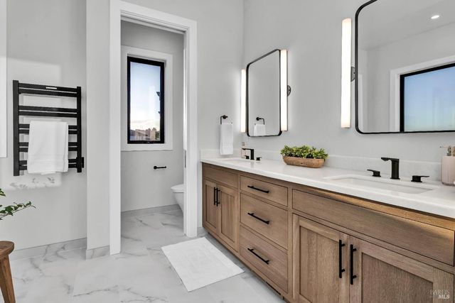 2011 Long Leaf Ct, Santa Rosa, CA 95403