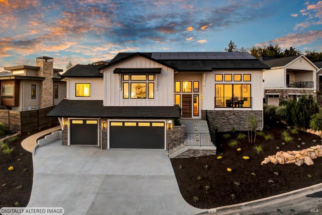 2011 Long Leaf Ct, Santa Rosa, CA 95403