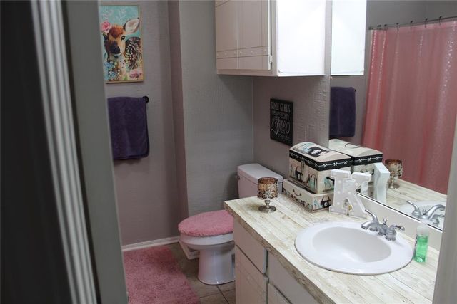 2103 NE Van Buren Avenue, Piedmont, OK 73078