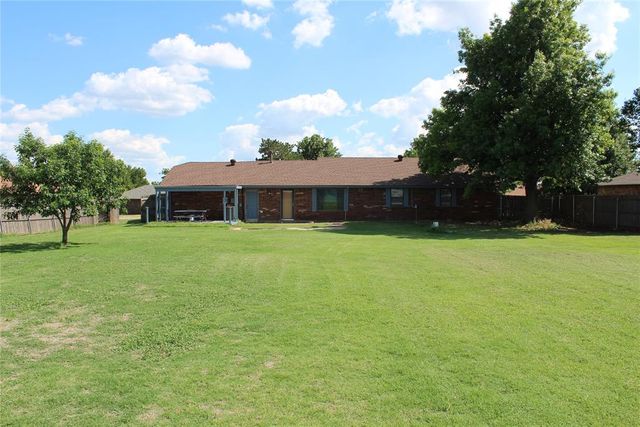 2103 NE Van Buren Avenue, Piedmont, OK 73078