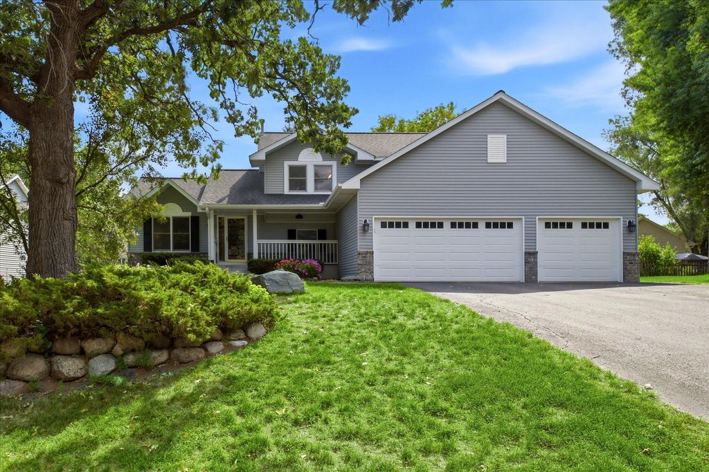 19858 Jaguar Avenue, Lakeville, MN 55044 — photo 2