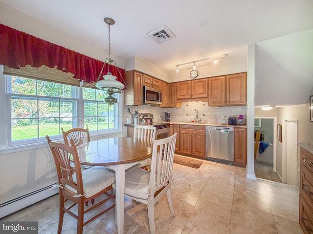 1702 S CRESCENT BLVD, Yardley, PA 19067
