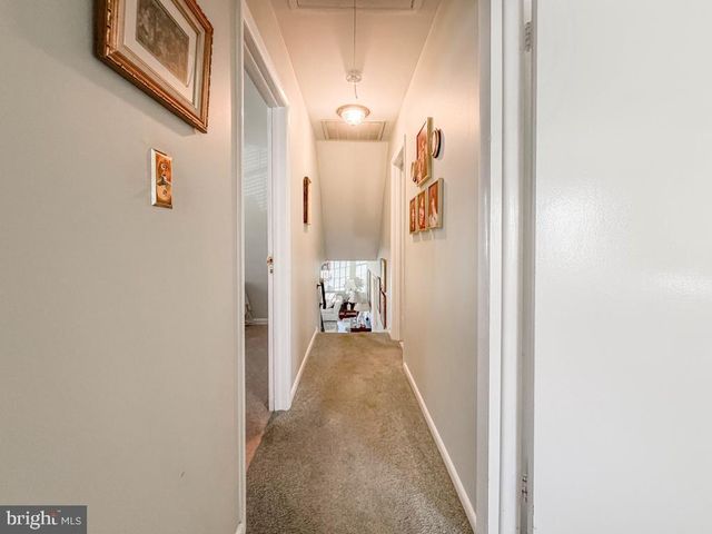 1702 S CRESCENT BLVD, Yardley, PA 19067