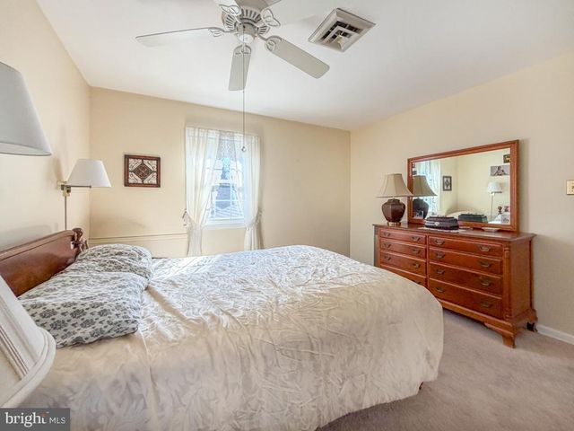 1702 S CRESCENT BLVD, Yardley, PA 19067