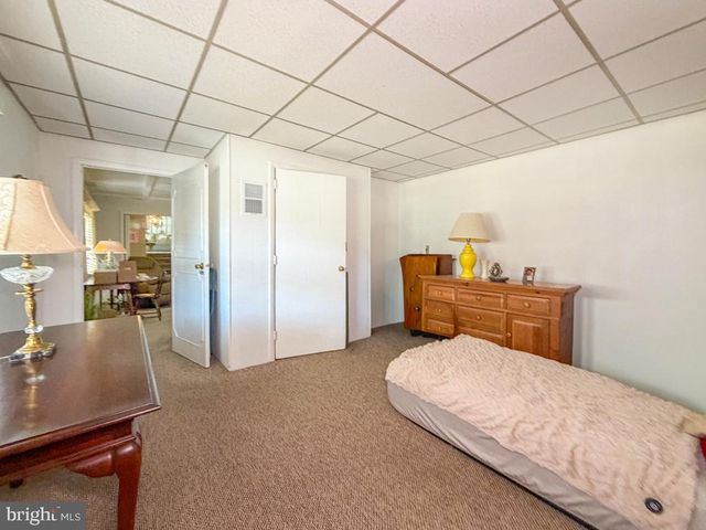 1702 S CRESCENT BLVD, Yardley, PA 19067