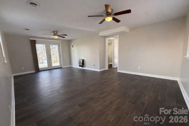 1312 Oak Hill Drive, Newton, NC 28658