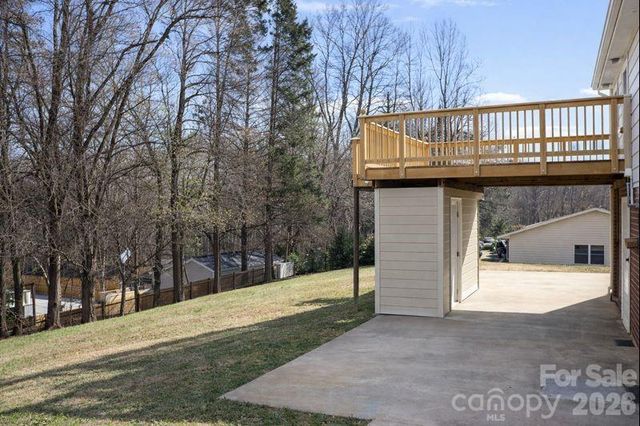 1312 Oak Hill Drive, Newton, NC 28658