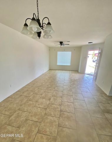 9228 San Lorenzo Avenue B, El Paso, TX 79907