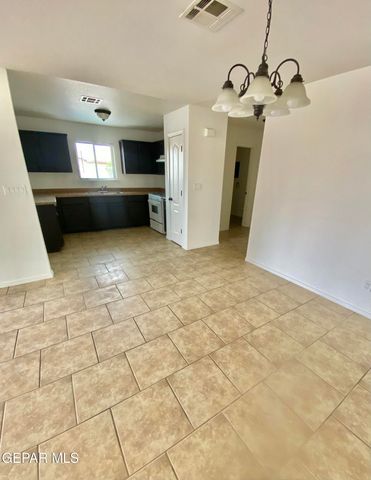 9228 San Lorenzo Avenue B, El Paso, TX 79907
