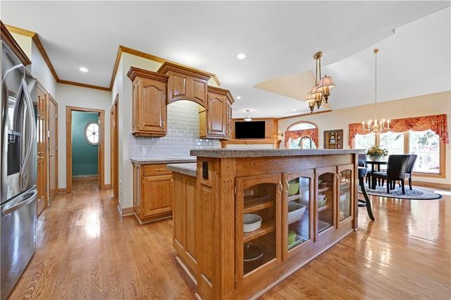 10853 S Cedar Niles Circle, Olathe, KS 66061
