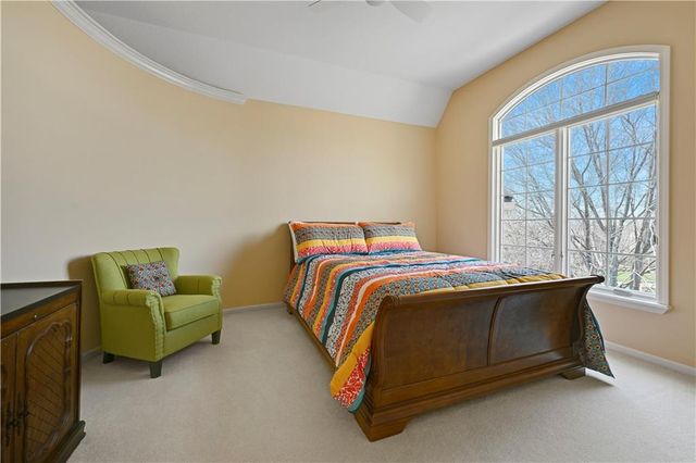 10853 S Cedar Niles Circle, Olathe, KS 66061