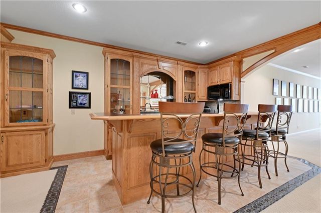 10853 S Cedar Niles Circle, Olathe, KS 66061