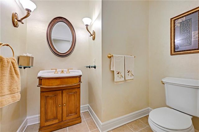 10853 S Cedar Niles Circle, Olathe, KS 66061