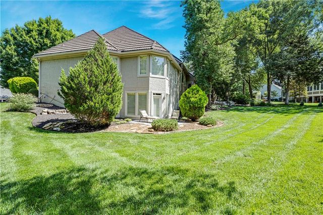 10853 S Cedar Niles Circle, Olathe, KS 66061