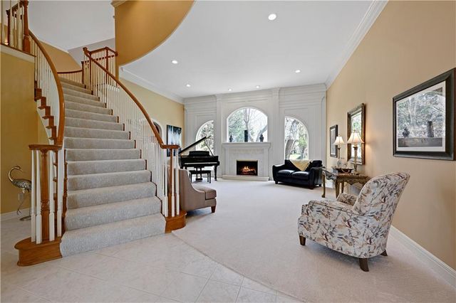 10853 S Cedar Niles Circle, Olathe, KS 66061