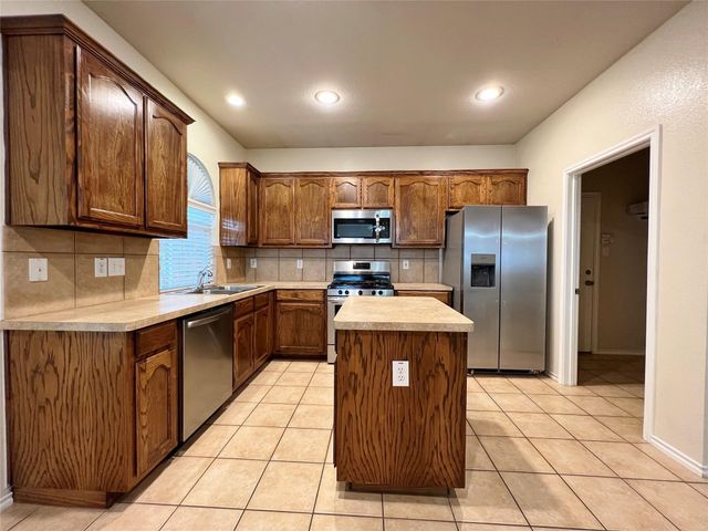 6709 Coolwater Trail, Fort Worth, TX 76179