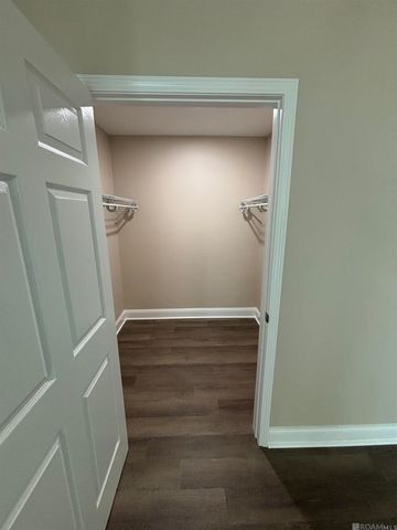 2742 Sherwood St, Baton Rouge, LA 70805